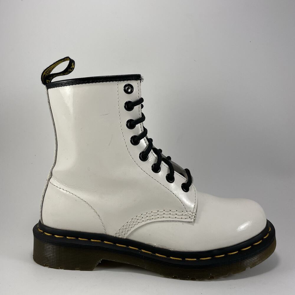 Dr Martens Doc 1460 W Combat Boots Womens Size 6 White Patent Leather Lace Up
